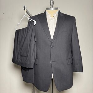 Calvin Klein Men Charcoal Gray Wool Blend Suit 46R 38W